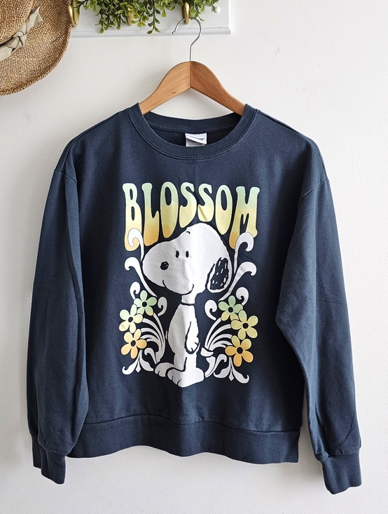 Peanuts Tops - Peanuts Snoopy Blossom Graphic Sweatshirt Medium Retro Floral Crewneck